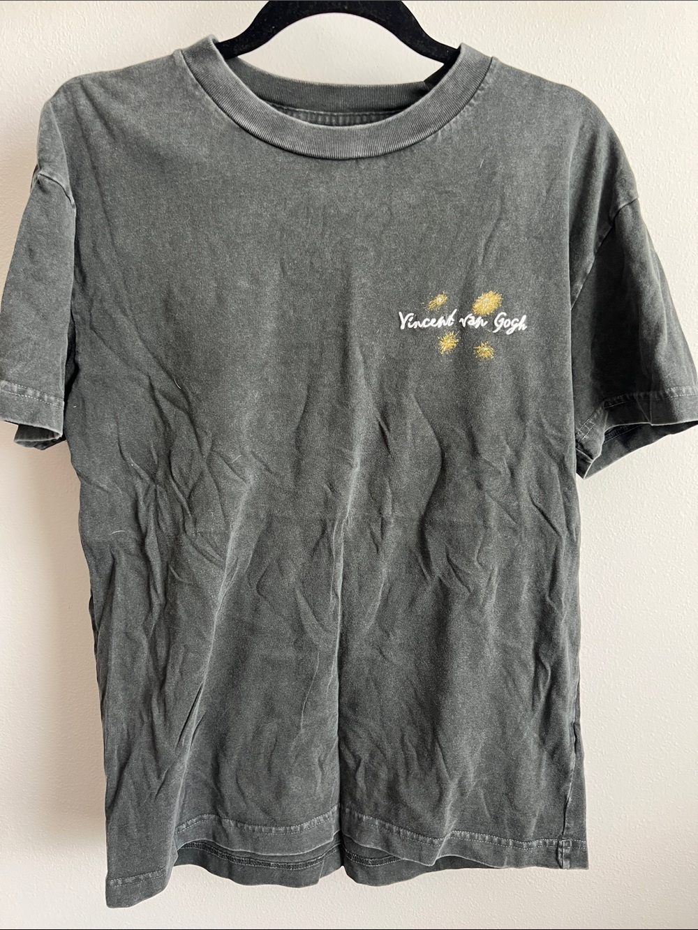 Abercrombie & Fitch Black Short-Sleeve Graphic Tee with Yellow Accents